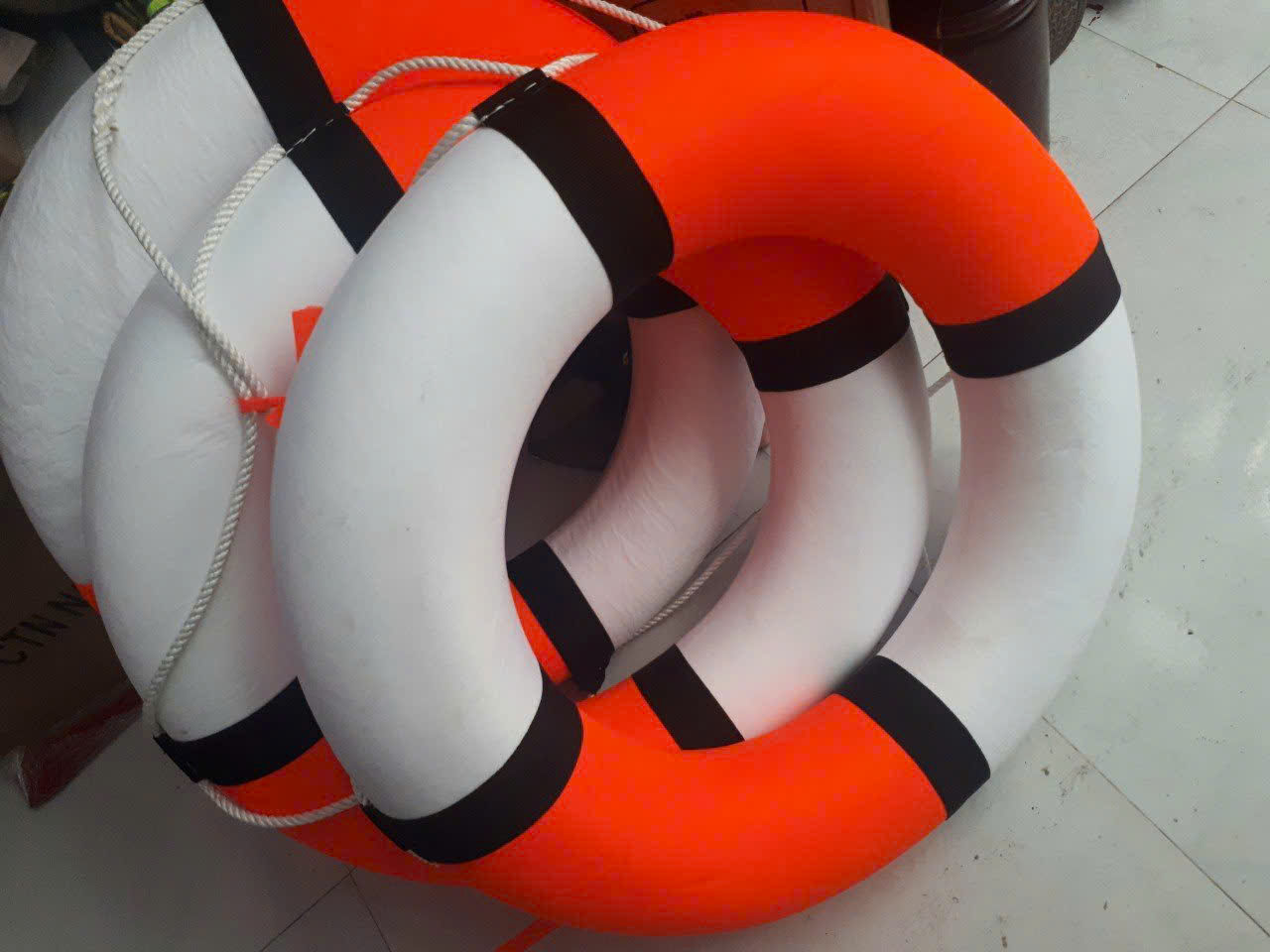 PHAO TRÒN BỌC VẢI POLYESTE